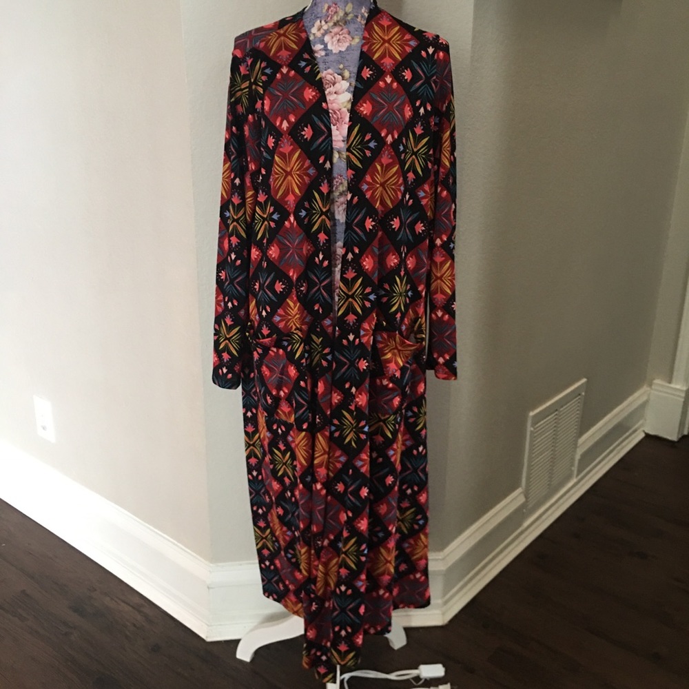LuLaRoe Sarah